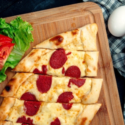 Sucuklu Kaşarlı Pide
